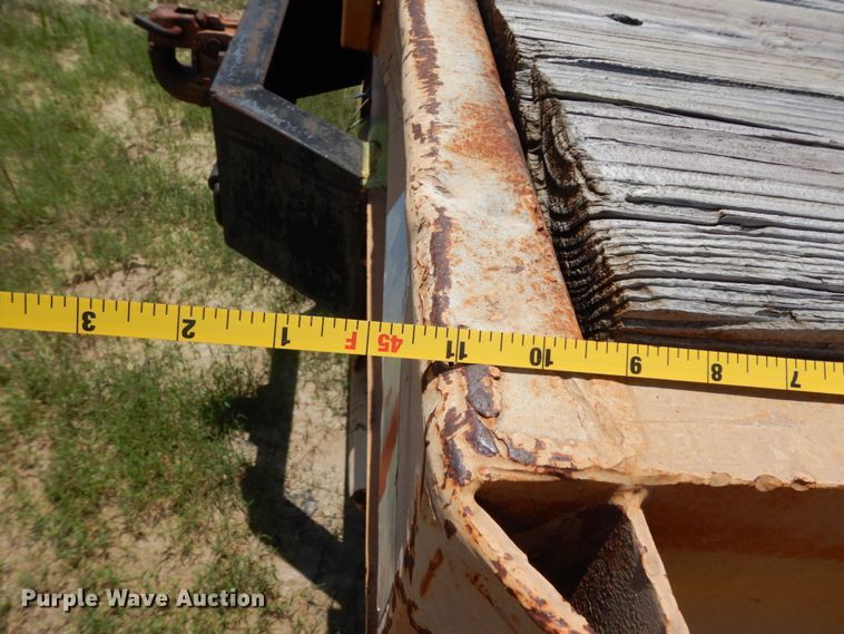 image for item DC2079 1978 Lufkin  flatbed trailer