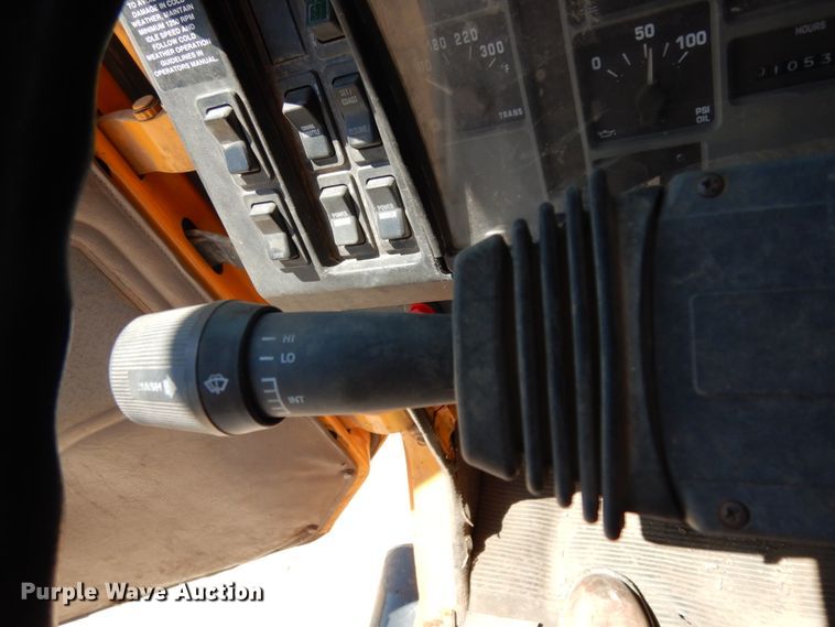 image for item DC2080 2002 International 2554  dump truck