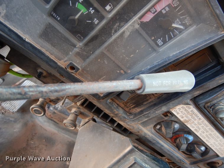 image for item DC2080 2002 International 2554  dump truck