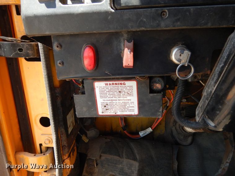 image for item DC2080 2002 International 2554  dump truck