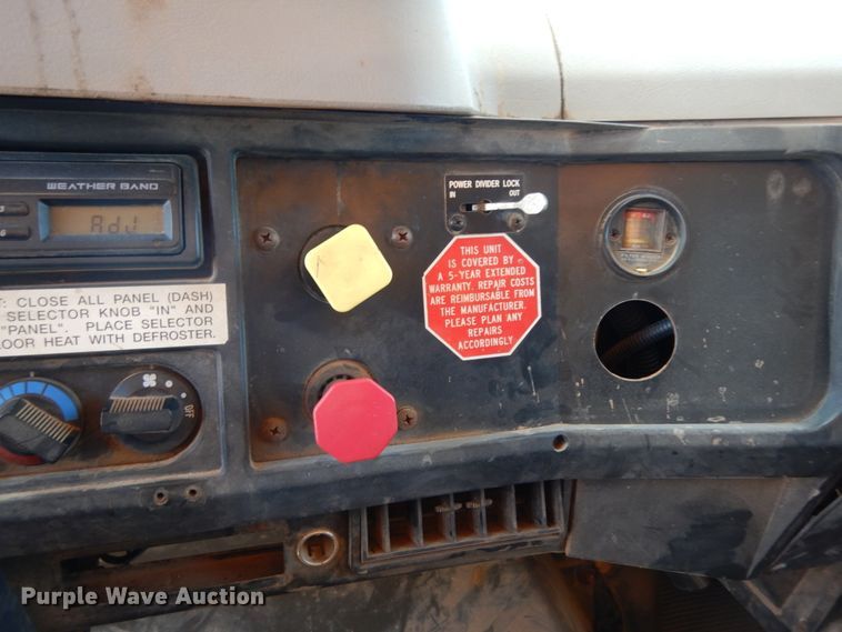 image for item DC2080 2002 International 2554  dump truck