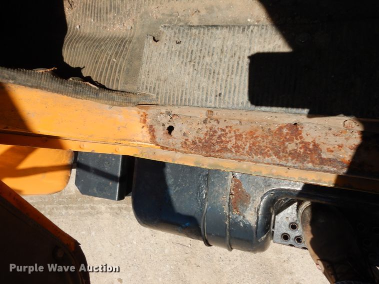 image for item DC2080 2002 International 2554  dump truck