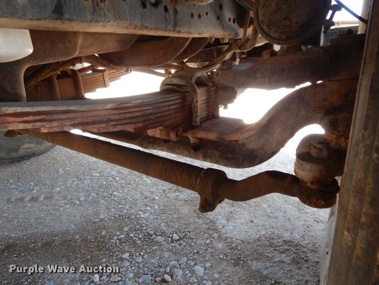 image for item DC2080 2002 International 2554  dump truck