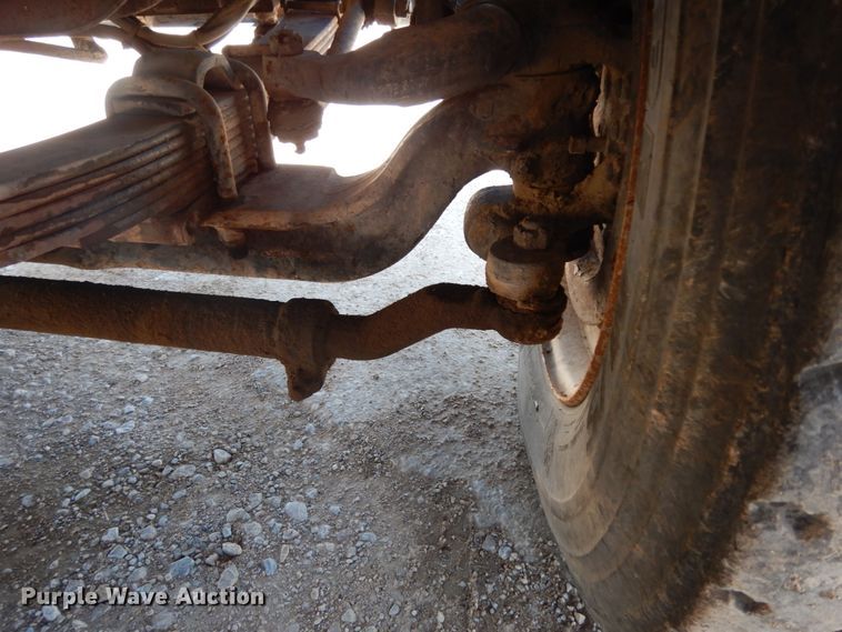 image for item DC2080 2002 International 2554  dump truck