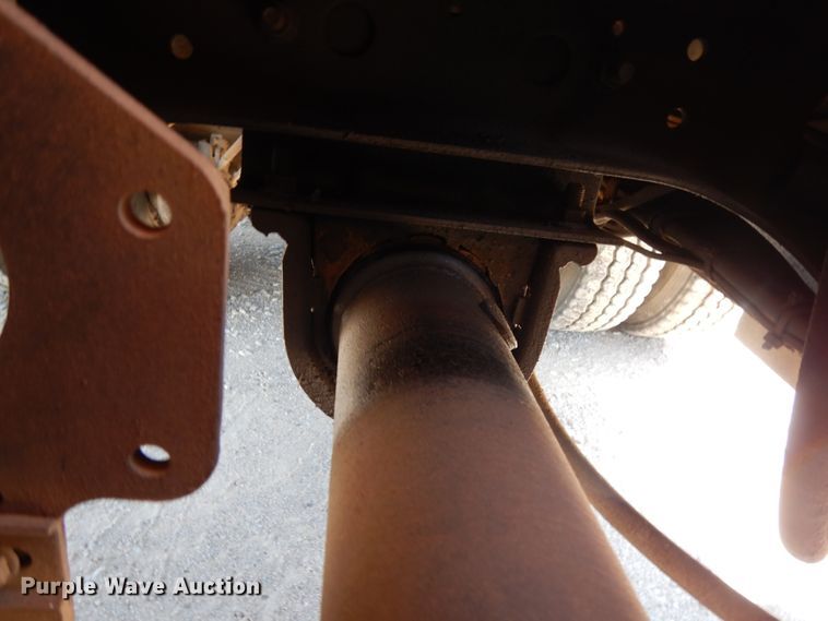 image for item DC2080 2002 International 2554  dump truck