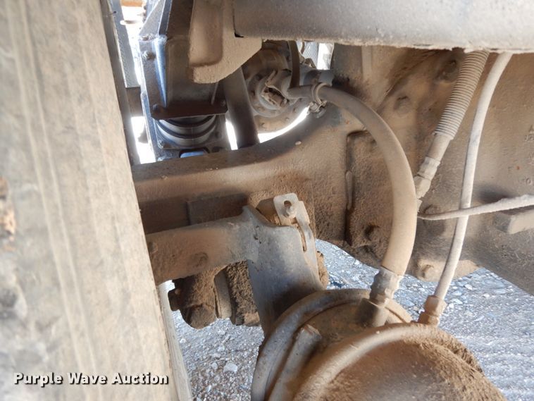 image for item DC2080 2002 International 2554  dump truck