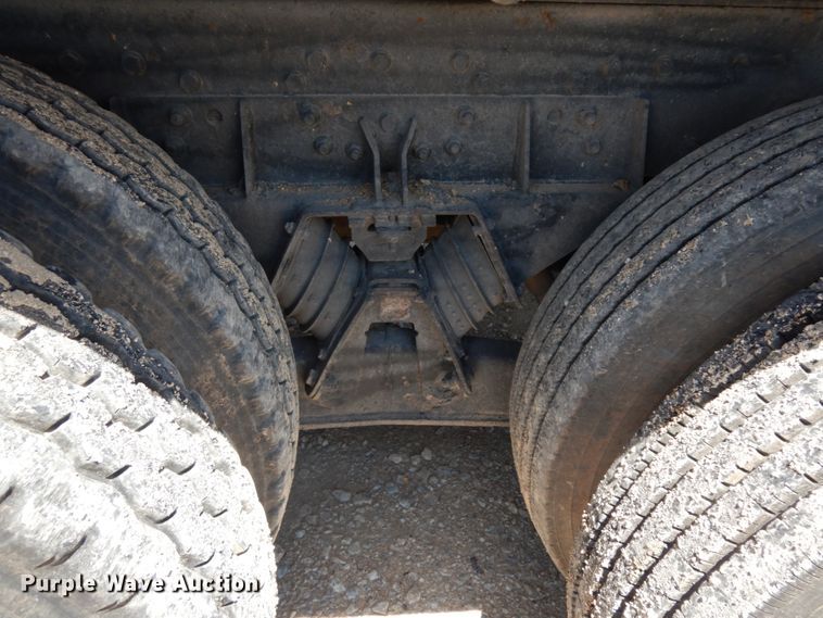 image for item DC2080 2002 International 2554  dump truck