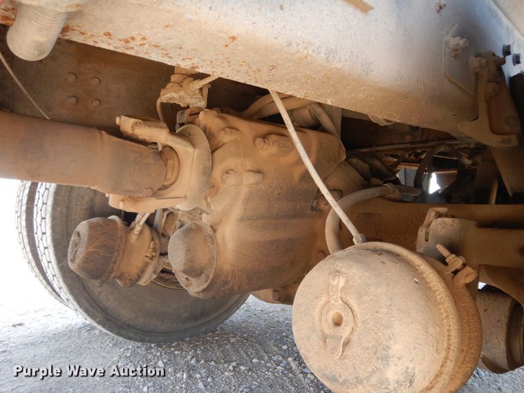 image for item DC2080 2002 International 2554  dump truck