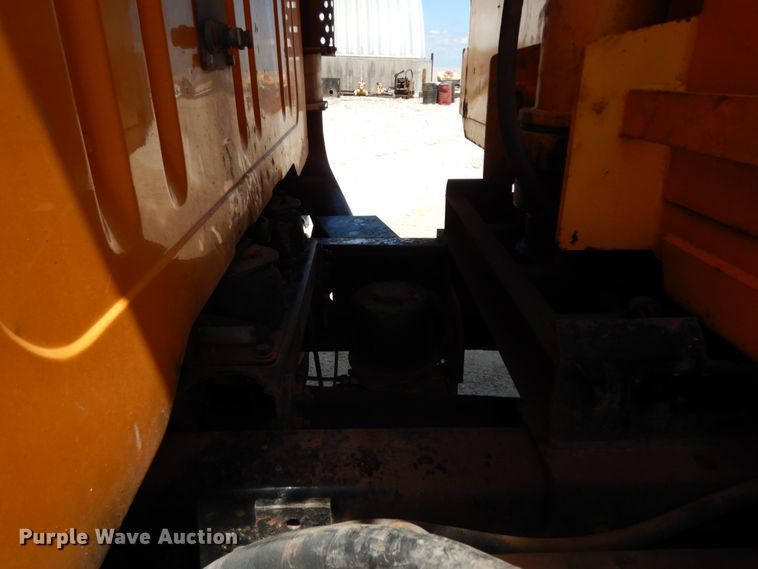 image for item DC2080 2002 International 2554  dump truck