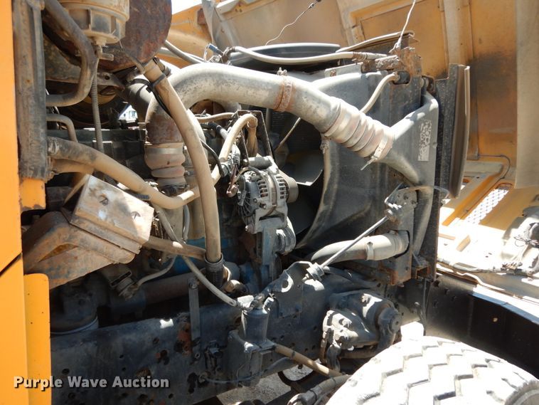 image for item DC2080 2002 International 2554  dump truck