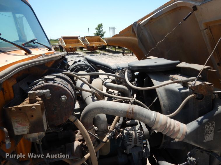 image for item DC2080 2002 International 2554  dump truck