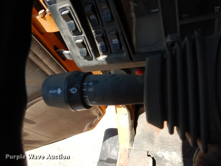 image for item DC2081 2002 International 2554  dump truck