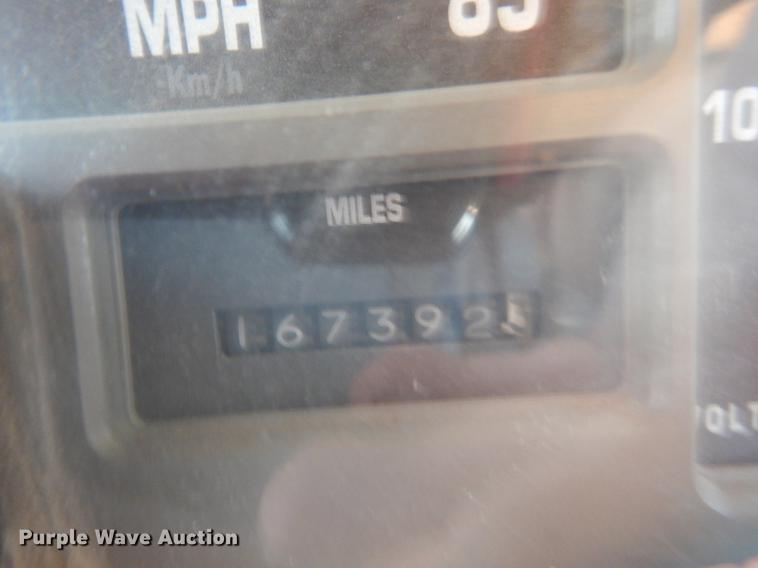 image for item DC2081 2002 International 2554  dump truck