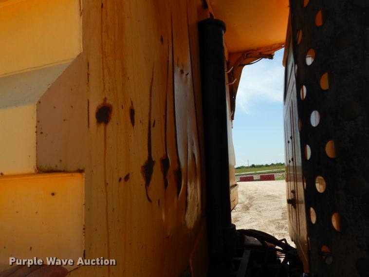 image for item DC2081 2002 International 2554  dump truck