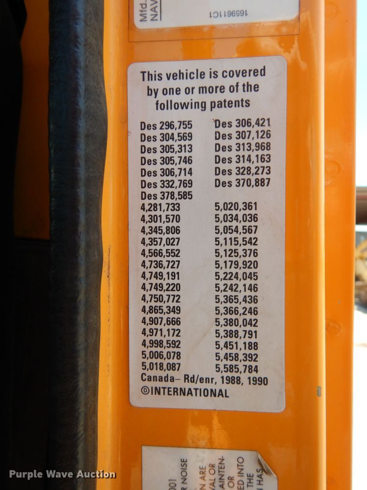 image for item DC2081 2002 International 2554  dump truck