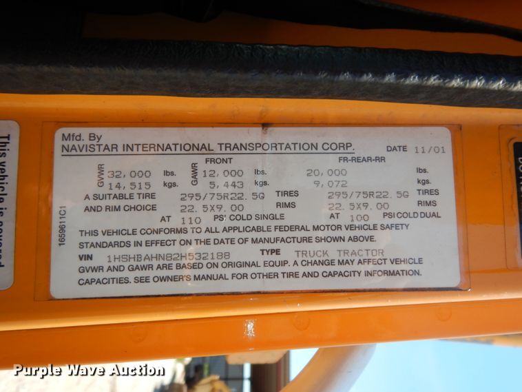 image for item DC2081 2002 International 2554  dump truck