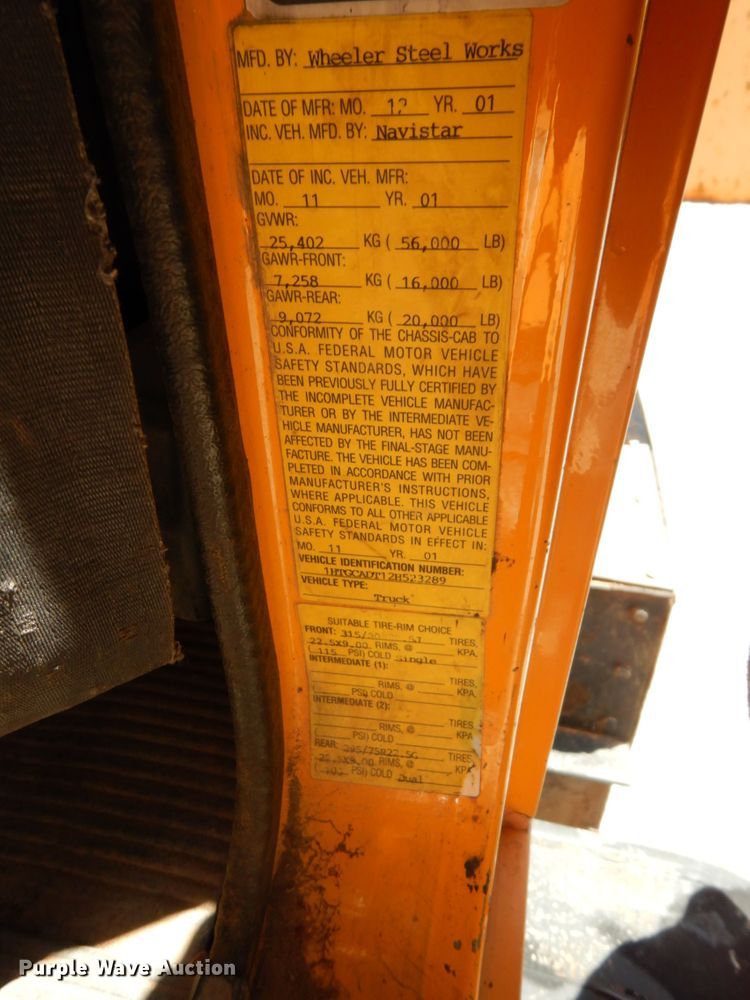 image for item DC2081 2002 International 2554  dump truck