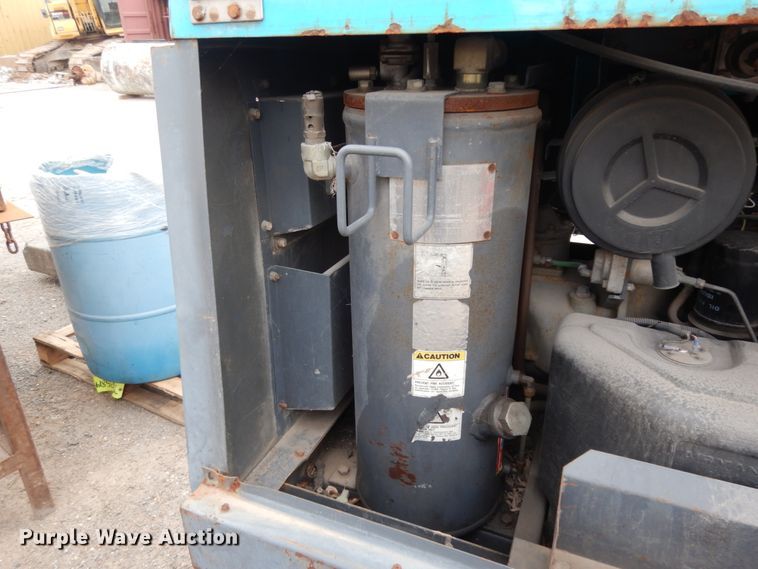 image for item DC2101 Airman PDS185S  air compressor