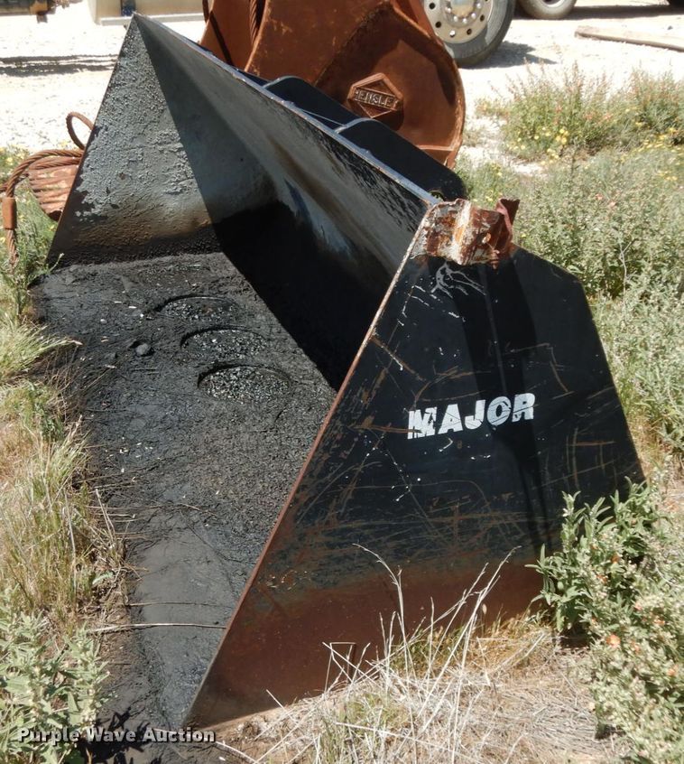 image for item DC2108 Major 110.80  bucket