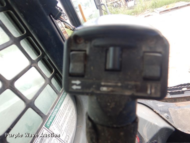 image for item DH7250 2012 Bobcat T650  tracked skid steer loader