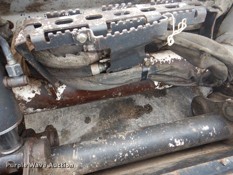 image for item DH7250 2012 Bobcat T650  tracked skid steer loader