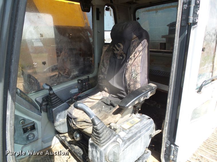 image for item DI5649 2008 Hyundai Robex 290LC-7A  long reach excavator