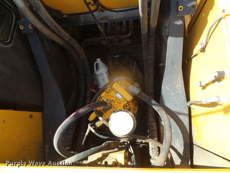 image for item DI5649 2008 Hyundai Robex 290LC-7A  long reach excavator