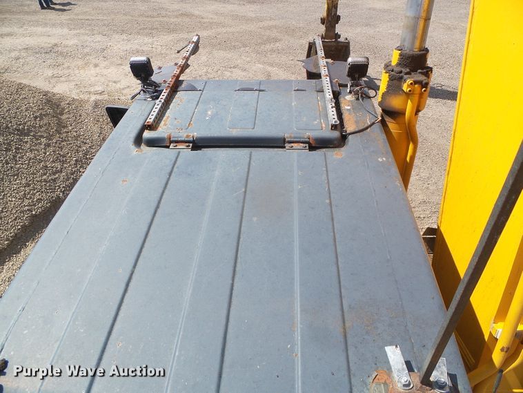 image for item DI5649 2008 Hyundai Robex 290LC-7A  long reach excavator