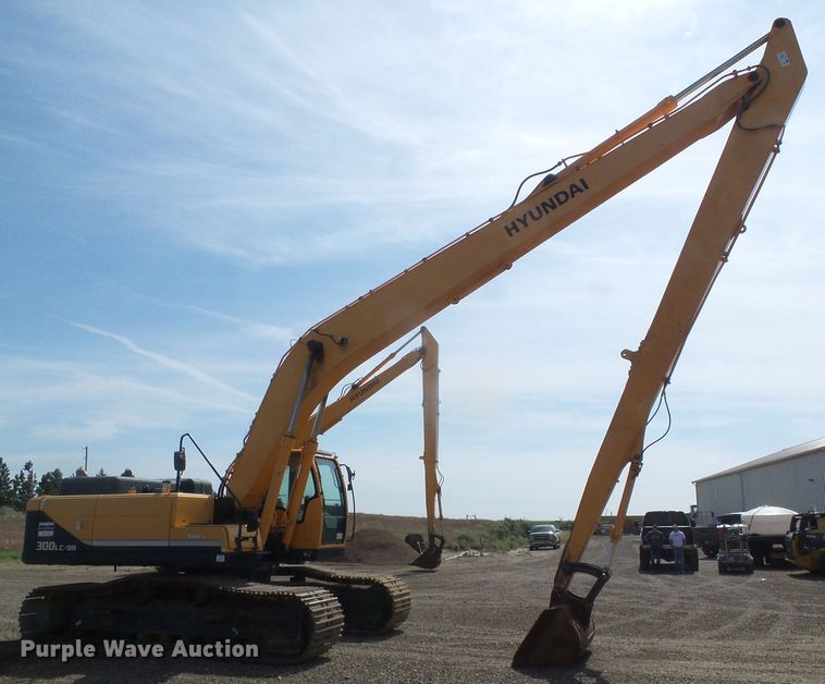 image for item DI5666 2013 Hyundai Robex 300LC-9A  long reach excavator
