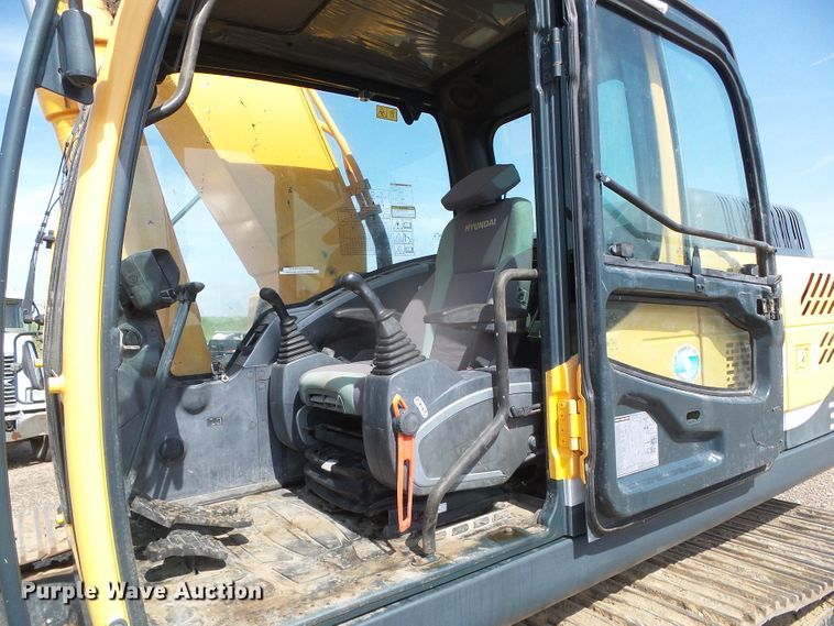 image for item DI5666 2013 Hyundai Robex 300LC-9A  long reach excavator
