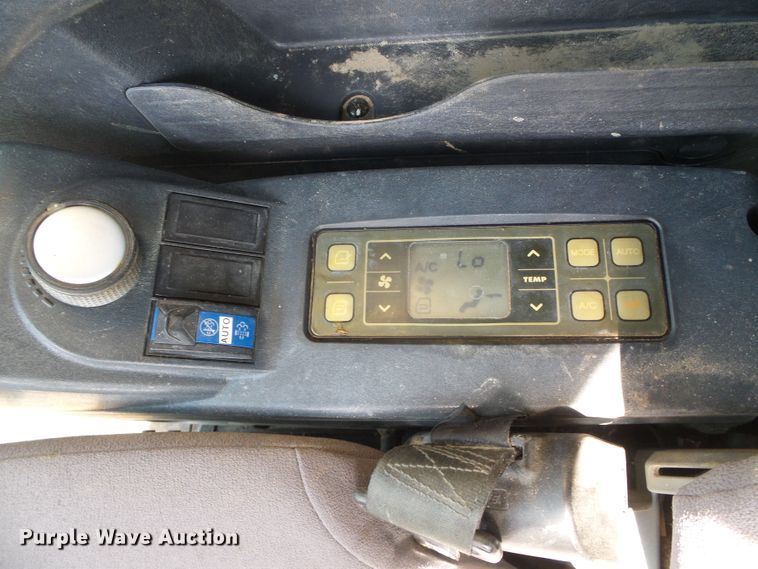 image for item DI5666 2013 Hyundai Robex 300LC-9A  long reach excavator