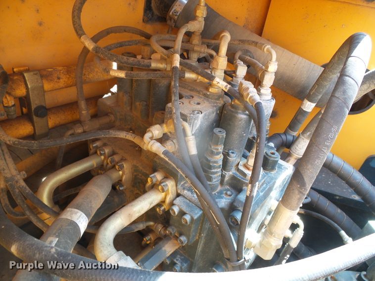 image for item DI5666 2013 Hyundai Robex 300LC-9A  long reach excavator