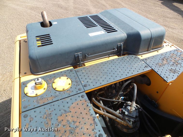 image for item DI5666 2013 Hyundai Robex 300LC-9A  long reach excavator