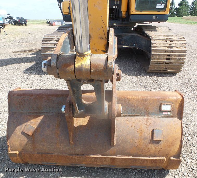 image for item DI5666 2013 Hyundai Robex 300LC-9A  long reach excavator