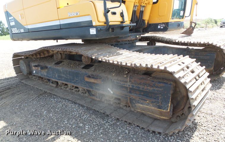 image for item DI5666 2013 Hyundai Robex 300LC-9A  long reach excavator