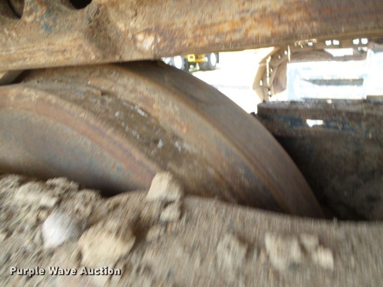 image for item DI5666 2013 Hyundai Robex 300LC-9A  long reach excavator