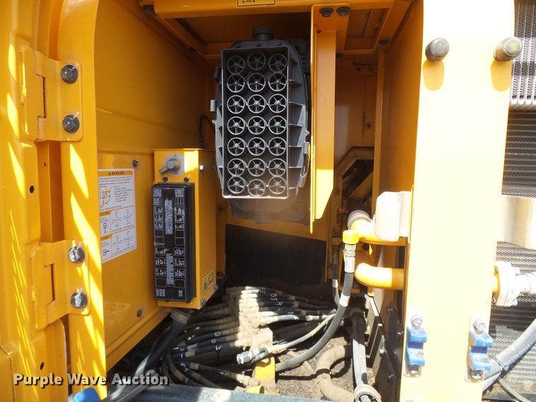 image for item DI5666 2013 Hyundai Robex 300LC-9A  long reach excavator