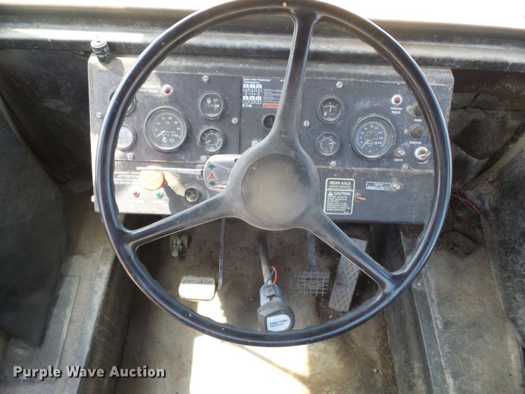 image for item DI5667 Ag-Chem Ag Gator 2004  water wagon