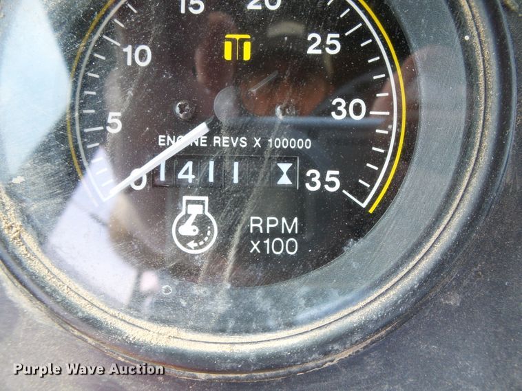 image for item DI5667 Ag-Chem Ag Gator 2004  water wagon