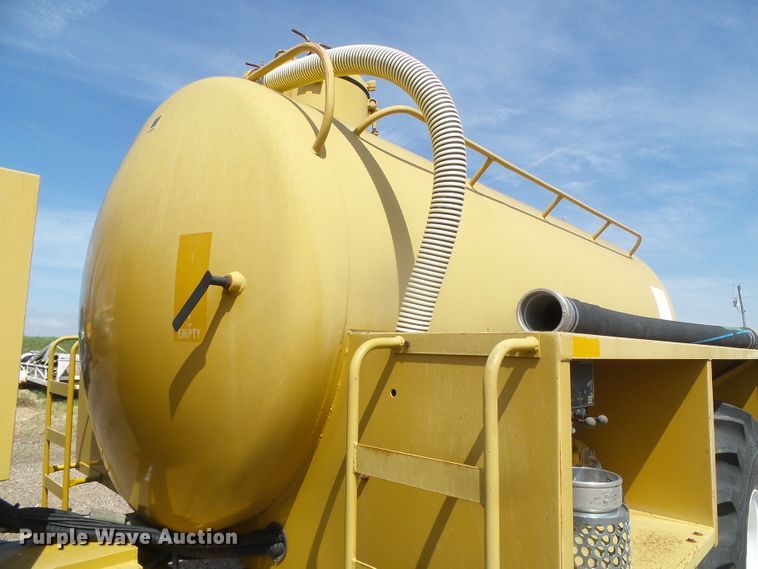 image for item DI5667 Ag-Chem Ag Gator 2004  water wagon