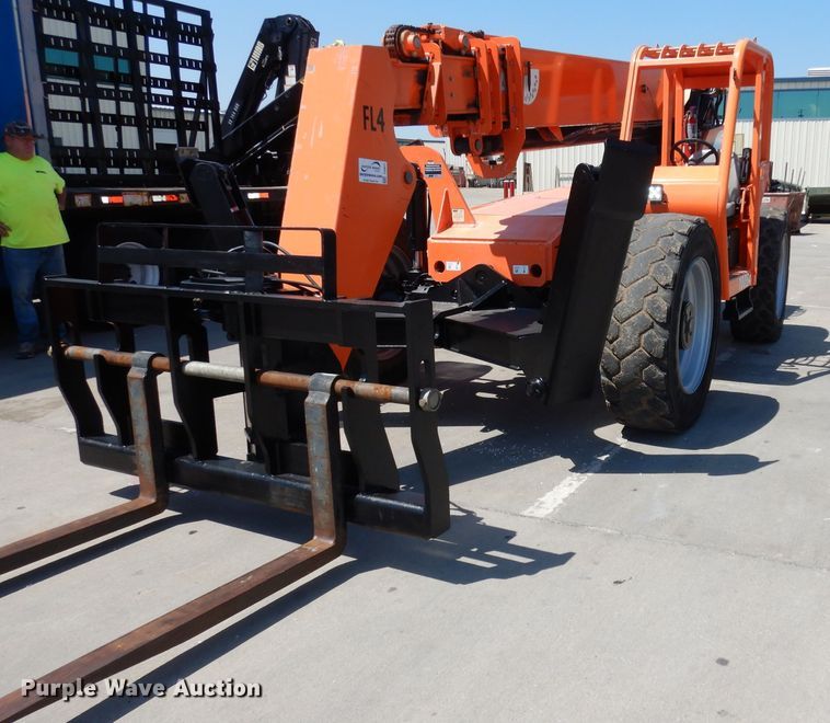 image for item DI6651 2012 JLG Skytrak 10054  telehandler