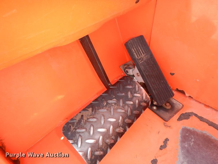 image for item DI6651 2012 JLG Skytrak 10054  telehandler