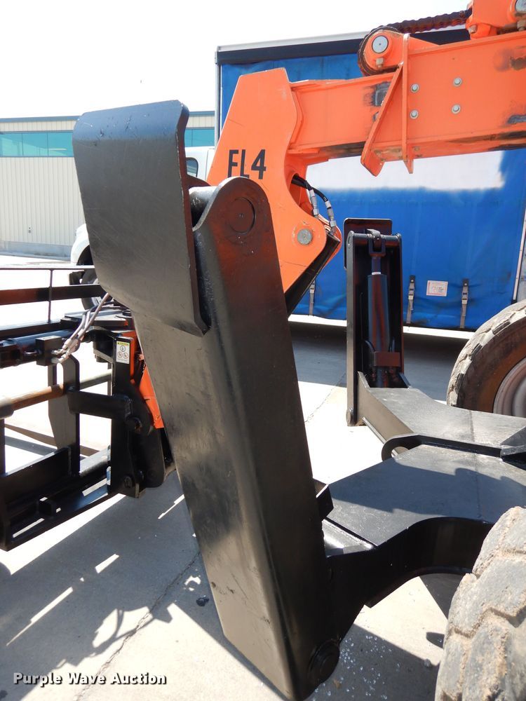 image for item DI6651 2012 JLG Skytrak 10054  telehandler