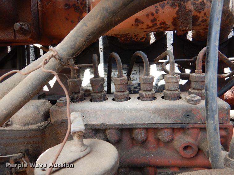 image for item DJ0463 1981 Mack R686ST  bucket truck