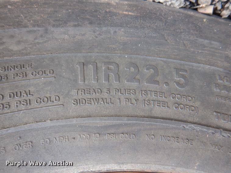 image for item DJ0463 1981 Mack R686ST  bucket truck