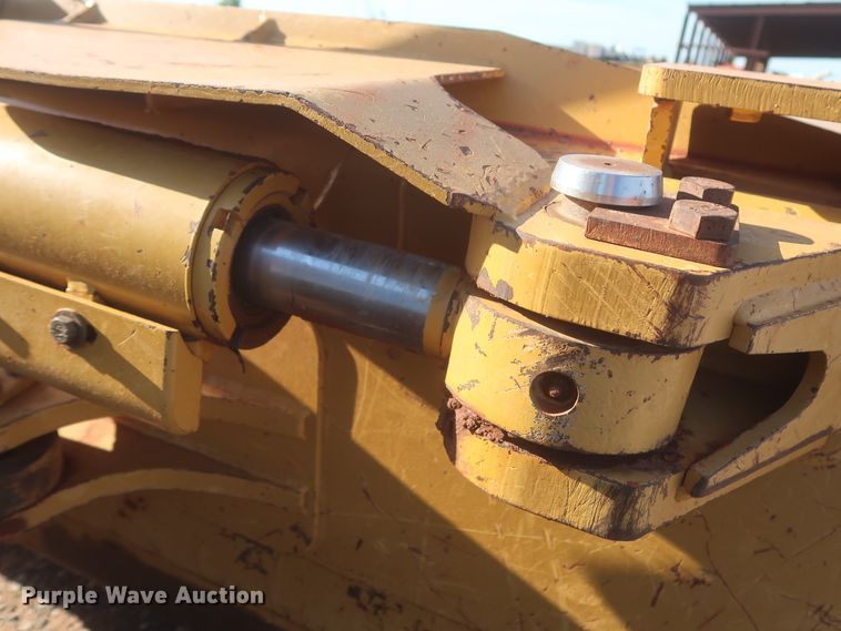 image for item DJ1925 2007 Caterpillar D6K LGP  dozer