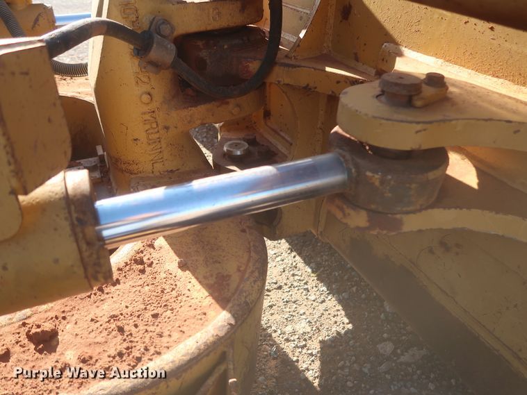 image for item DJ1925 2007 Caterpillar D6K LGP  dozer