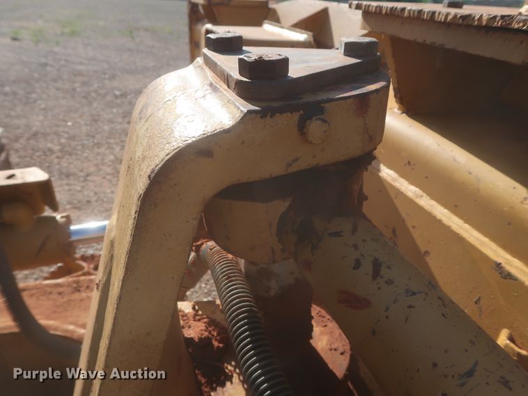 image for item DJ1925 2007 Caterpillar D6K LGP  dozer