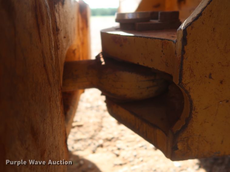 image for item DJ1925 2007 Caterpillar D6K LGP  dozer