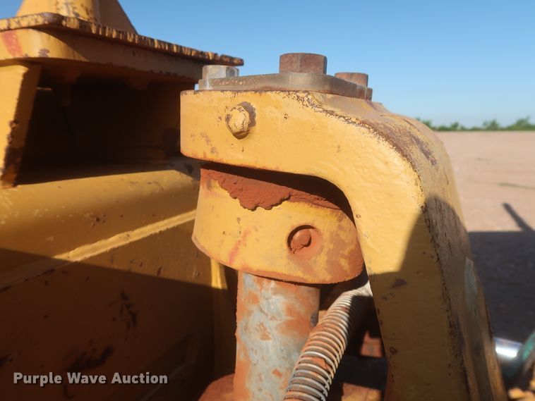 image for item DJ1925 2007 Caterpillar D6K LGP  dozer